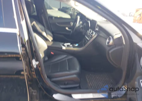 2017 Mercedes-Benz C 300 4Matic/Luxury 4Matic/Sport 4Matic из США, поврежденный, VIN WDDWF4KB2HR259410